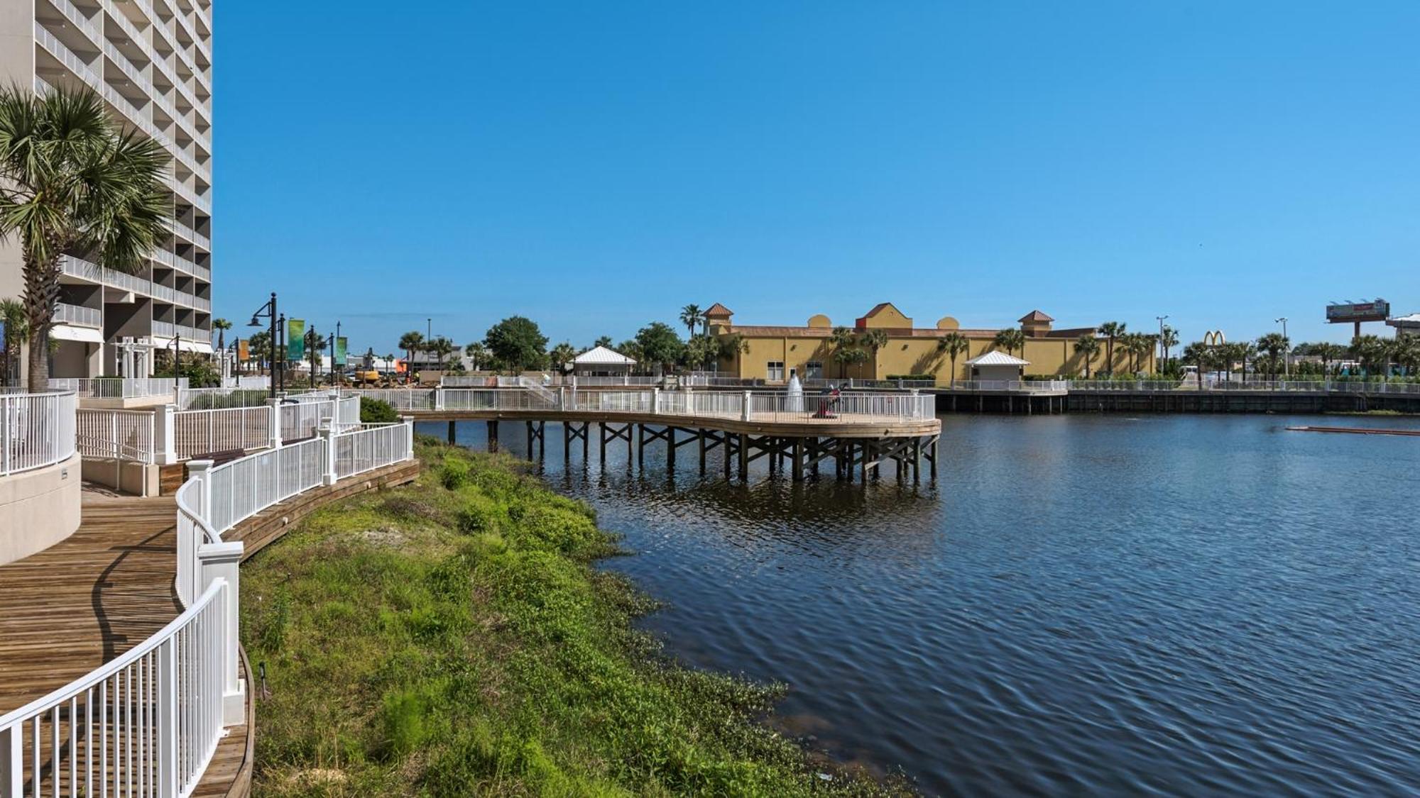 Laketown Wharf 613! Ocean View, 1 Bd, 2 Bath, And Amazing Amenities! Villa Panama City Beach Exteriör bild